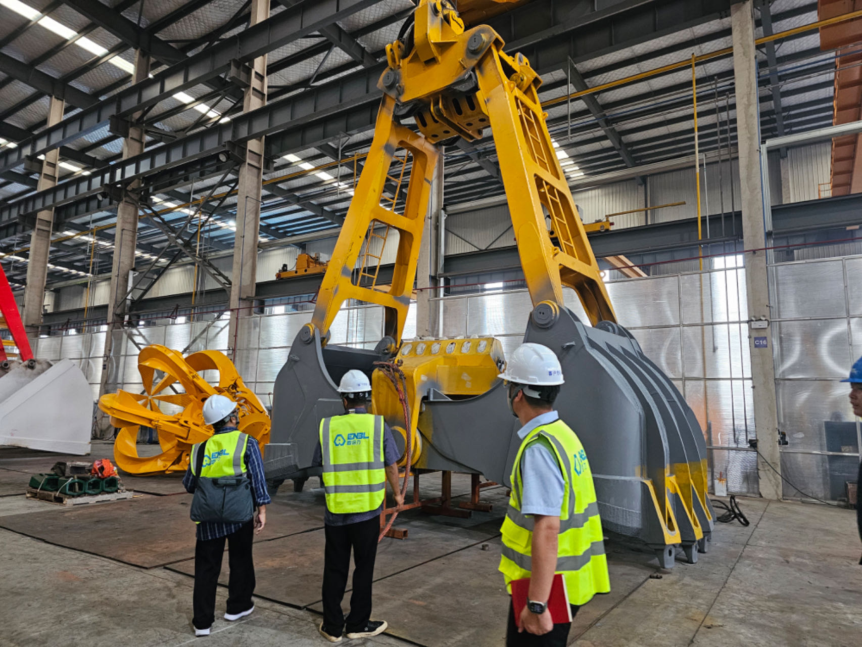 FSWG 50tons dredging double shell grab